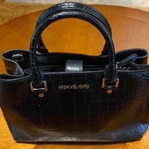 Michael Kors black bag medium size